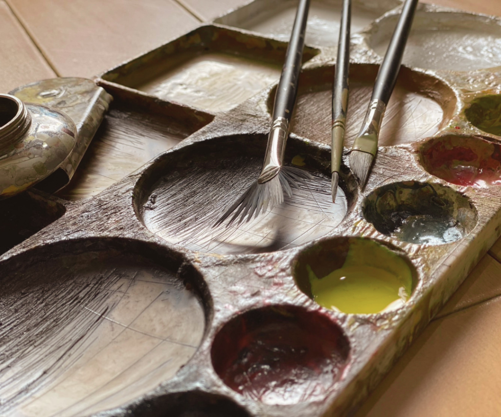 リペア職人の作業風景